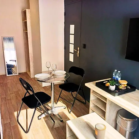 Le Beau Sejour 1 - Tres Elegant - Proche Aeroport Apartment Beauvais Exterior photo